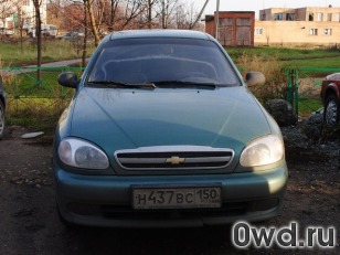 Битый автомобиль Chevrolet Lanos